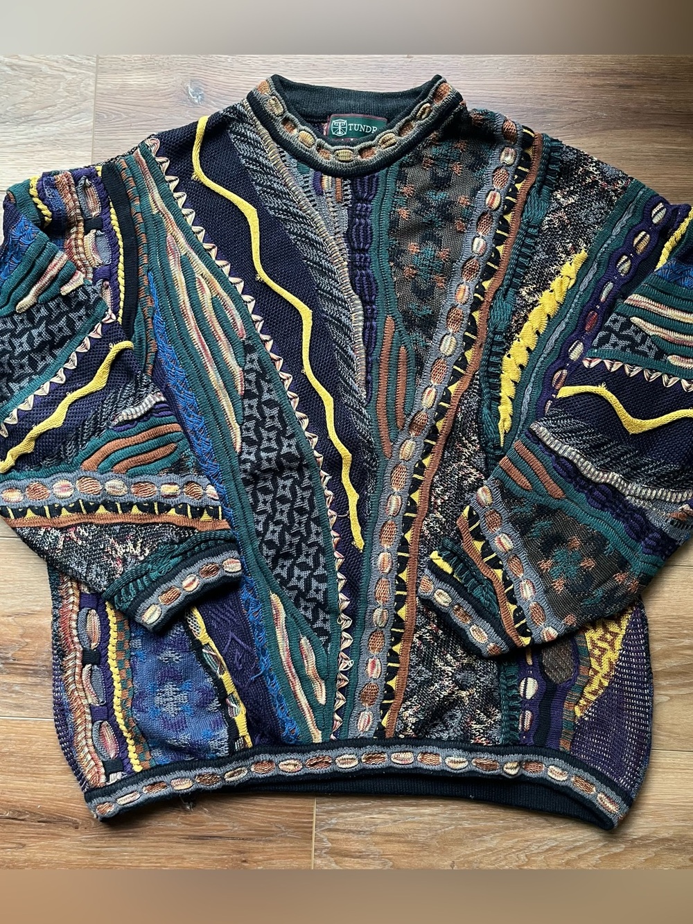 Vintage Tundra colorful 3D knit chunky Coogi style Cosby sweater hip hop XL